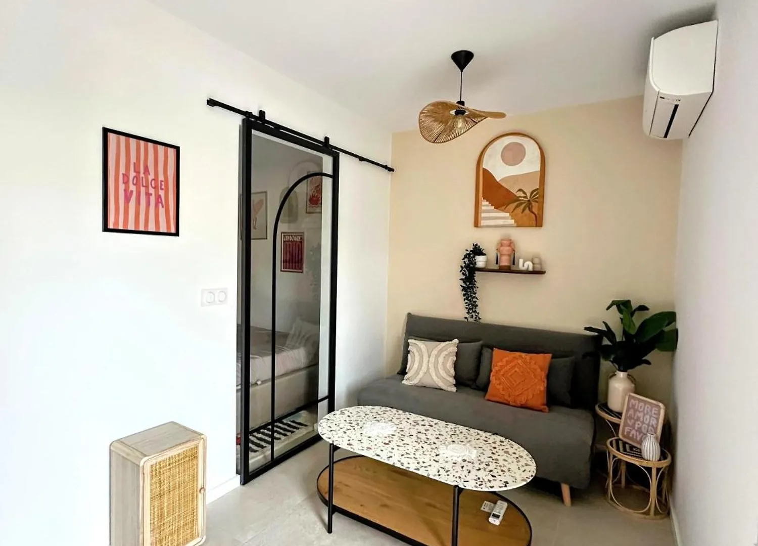 Apartment Appartement Boheme-Chic Hyeres